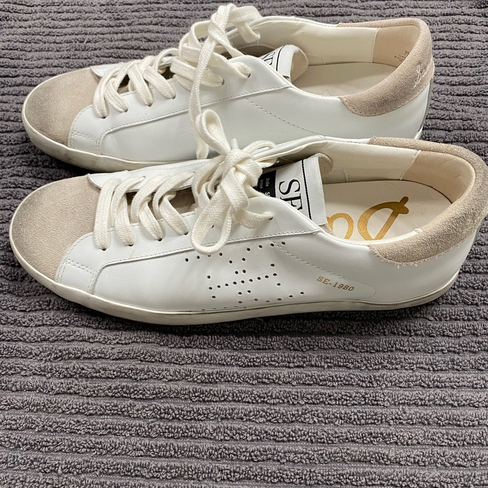 Sam Edelman Aubrie Distressed Sneakers, Size 7.5
